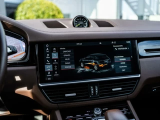 Porsche Cayenne Porsche Cayenne 3.0 E-Hybrid|PANO|SPORT CHRONO|360°|ACC|22'' - afbeelding nr 22