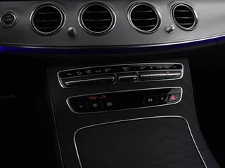 Mercedes-Benz E-Klasse Mercedes-Benz E-klasse 300e Business Solution AMG | Leder | Trekhaak |  Stoelverwarming | 360 camera | Carplay | Sfeerverlichting | Matrix LED | Keyless | Navigatie - afbeelding nr 33
