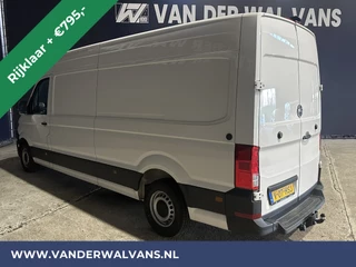 Volkswagen Crafter Volkswagen Crafter 2.0 TDI 140 pk Automaat L4H3 L3H2 RIJKLAAR Euro6 Airco | Camera | Apple Carplay Android Auto, Chauffeursstoel, Stoelverwarming, 3000kg Trekhaak - afbeelding nr 2