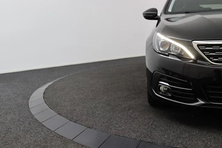 Peugeot 308 Peugeot 308 SW 1.2 Allure Pack*ACC*ECC*NAVI*CARPLAY*CAMERA*KEYLES - afbeelding nr 39