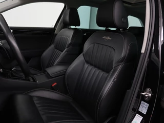 Škoda Superb Skoda Superb 1.4 TSI iV Laurin & Klement | Panoramadak |  Leder | Adaptive cruise | Canton Sound | Stoelverwarming | Standkachel | Carplay | Camera | Full LED | Memory - afbeelding nr 5