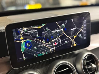 Mercedes-Benz C-Klasse Mercedes-Benz C-klasse 300 de Premium Plus Pack AMG Night | Pano | Keyless | Multibeam | Stoelverwarming - afbeelding nr 21