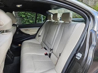 BMW 3 Serie BMW 3-serie 330e PHEV Iperformance VEEL OPTIES! Zeer nette staat! - afbeelding nr 36