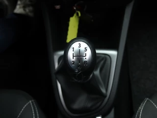 Renault Clio Renault Clio Estate 0.9 TCe Limited | Navigatie | Cruise control | Airco - afbeelding nr 37
