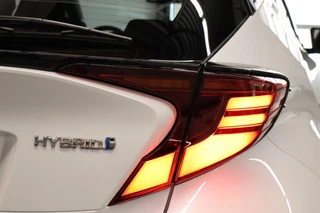Toyota C-HR Toyota C-HR 2.0 Hybrid Executive - afbeelding nr 12