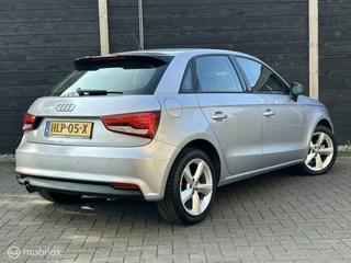 Audi A1 Sportback Audi A1 Sportback 1.0 TFSI Adrenalin AUTOMAAT / LED / 17