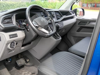 Volkswagen Transporter Volkswagen Transporter 2.0 TDI 150PK L2H1 Automaat Dubbele Cabine | LED | TREKHAAK | APPLE CARPLAY | - afbeelding nr 17