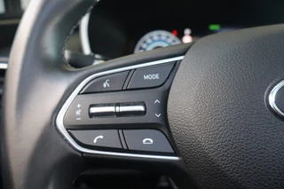 Hyundai Santa Fe Hyundai Santa Fe 1.6 T-GDI PHEV Premium Sky | Open Dak | 7 Persoons - afbeelding nr 19