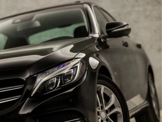 Mercedes-Benz C-Klasse 157Pk Automaat (SCHUIFDAK, NAVIGATIE, LEDER, STOELVERWARMING, SFEERVERLICHTING, ELEK SPORTSTOELEN, CRUISE, LED KOPLAMPEN, NIEUWE APK, NIEUWSTAAT) - afbeelding nr 31