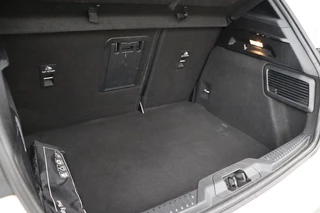 Ford Focus Ford Focus 1.0 EcoBoost ST Line X | Stoel & stuurverwarming |  Trekhaak | Adaptive cruise | Full LED | Carplay | Navigatie | Keyless - afbeelding nr 25
