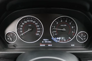 BMW 3 Serie Leer, Panoramadak, Cruise, Navigatie, Verwarmde Stoelen, Trekhaak, 18'' - afbeelding nr 4