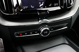 Volvo XC60 Volvo XC60 2.0 Recharge T8 R-Design - PANO - TREKHAAK - VOL!!!! - afbeelding nr 34