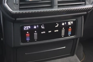 Lamborghini Urus Lamborghini Urus 4.0 V8 / NL Auto! / Full Carbon / Keramisch / B&O / Pano / 360Camera / Head-up / 23'' / Stoelventilatie / Massage - afbeelding nr 35