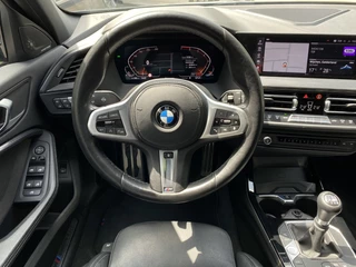 BMW 1 Serie BMW 1 Serie 118i Exe H/K, Pano, Stoelver, M-sport - afbeelding nr 24