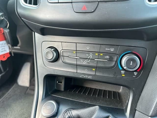 Ford Focus Ford Focus Wagon 1.0 Edition/TREKH/NAVI/PARKS/CRUISE/APK/NAP - afbeelding nr 18
