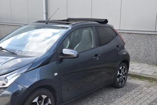 Toyota Aygo Toyota Aygo 1.0 VVT-i x-cite | Schuif-kanteldak | Cruise control | Apple carplay | - afbeelding nr 36