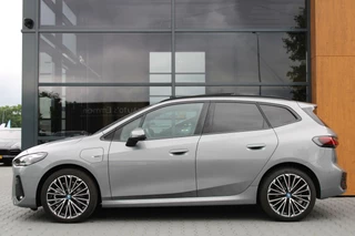 BMW 2 Serie BMW 2-serie Active Tourer 230e xDrive | Pano | H&K | Trekhaak - afbeelding nr 12