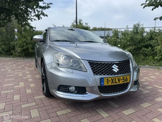 Suzuki Kizashi Suzuki Kizashi 2.4 Sport / Navigatie / Panoramadak / Luxe - afbeelding nr 17