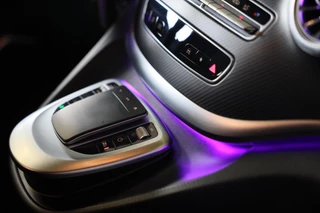 Mercedes-Benz V-Klasse Mercedes-Benz V-klasse 300d Extra Lang DC AMG Edition / Aut / 360 Camera / Leder / Burmester / Dode Hoek / 2 Elek Schuifdeuren - afbeelding nr 25