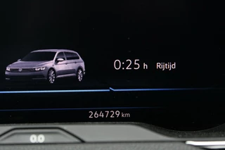 Volkswagen Passat Volkswagen Passat Variant 1.6TDI Highline Business R | Pano | Trekhaak - afbeelding nr 20