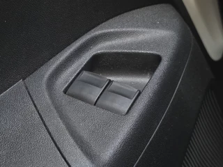 Peugeot 108 Peugeot 108 1.0 e-VTi Allure, Lm Velgen! Navi! Apk 5-2026! Zondag OPEN! - afbeelding nr 23
