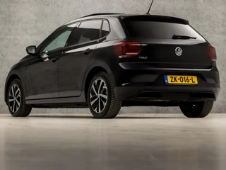 Volkswagen Polo Automaat (SCHUIFDAK, APPLE CARPLAY, GROOT NAVI, CLIMATE, BEATS AUDIO, LEDER, SPORTSTOELEN, GETINT GLAS, LM VELGEN, DAB+, ADAPTIVE CRUISE, NIEUWE APK, NIEUWSTAAT) - afbeelding nr 3