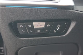 BMW 3 Serie BMW 3 Serie 330e Touring M Sport / Panodak / Leer / Trekhaak / Head-up/ Laser/Harman Kardon - afbeelding nr 38