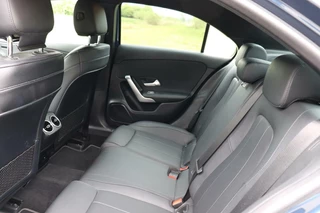 Mercedes-Benz A-Klasse Mercedes A-klasse 250 e phev widescreen cockpit leder stoelverwarming sfeerverlichting climate&cruise control sportzetels - afbeelding nr 6