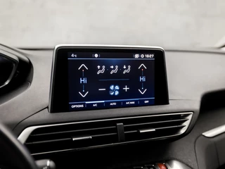 Peugeot 5008 Automaat (PANORAMADAK, APPLE CARPLAY, MEMORY SEATS, STOELVERWARMING, LEDER, 360 CAMERA, KEYLESS, LED KOPLAMPEN, ADAPTIVE CRUISE, GETINT GLAS, NIEUWSTAAT) - afbeelding nr 29