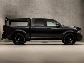 Dodge Ram 1500 Dodge Ram 1500 5.7 V8 Quad Cab 6'4 402Pk (SCHUIFDAK, NAVIGATIE, ALPINE AUDIO, STUUR/STOELVERWARMING, LEDER, CAMERA, TREKHAAK, GETINT GLAS, NIEUWE APK, NIEUWSTAAT) - afbeelding nr 4