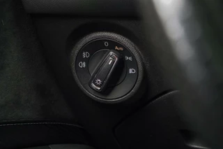 SEAT Leon Seat Leon 2.0 TSI CUPRA 300 PANO / 1E EIGENAAR / DCC - afbeelding nr 23