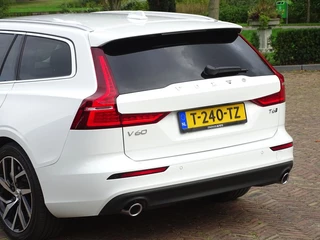 Volvo V60 Volvo V60 2.0 T6 350PK AWD R-design / Bns Pro 2020 / LED - afbeelding nr 52
