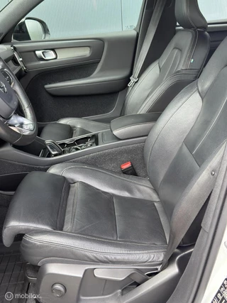 Volvo XC40 Volvo XC40 2.0 T4 AWD R-Design 191 Pk Applecarplay Parelmoer - afbeelding nr 32