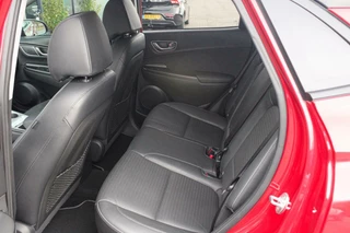 Hyundai Kona Hyundai Kona EV Premium 64 kWh|Navi|Stoelverwarming|Clima|CCS - afbeelding nr 6