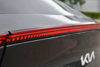 Kia EV6 Kia EV6 Plus 77.4 kWh | 1ste eigenaar | Meridian | Stoelverkoeling | Camera | Carplay | Keyless | Sfeerverlichting - afbeelding nr 34
