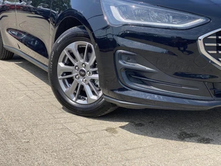 Ford Focus Ford Focus 1.0 EcoBoost Hybrid Titanium 125pk | Winterpack | Parking Pack | SYNC 4 Navigatie | 16 inch Licht metalen velgen - afbeelding nr 2