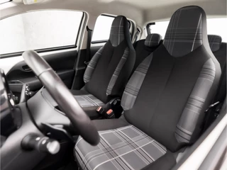 Peugeot 108 Automaat (AIRCO, BLUETOOTH, 5-DEURS, XENON, STUURWIELBEDIENING, ELEK PAKKET, NIEUWE APK, NIEUWSTAAT) - afbeelding nr 13
