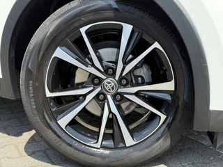 Toyota C-HR Toyota C-HR 2.0 Hybrid 200 Team D | CarPlay | ACC | Camera | LED | Dodehoek | Keyless | 18 inch - afbeelding nr 8