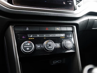 Volkswagen T-Roc Volkswagen T-Roc 1.5 TSI Sport CarPlay Camera Cruise - afbeelding nr 32