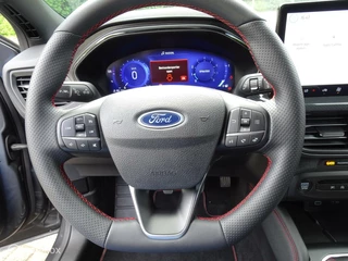 Ford Focus Ford Focus 1.0 EcoBoost Hybrid ST Line X GrootNavi.Led.Virtual Cockpit - afbeelding nr 16