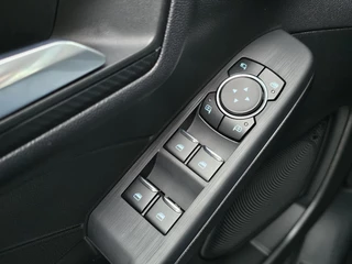 Ford Kuga Ford Kuga 2.5 PHEV ST-Line X 243pk | Driver Assistance Pack | Winterpack | Wegklapbare Trekhaak | 19 inch Licht metalen Velgen - afbeelding nr 14