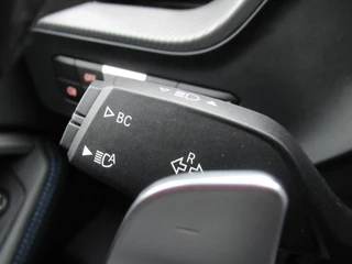 BMW 1 Serie BMW 1 Serie M135i xDrive Executive Edition 306 PK, Full LED / Carplay / PDC / Stoelverwarming / 19' M dubbelspaak velgen - afbeelding nr 12