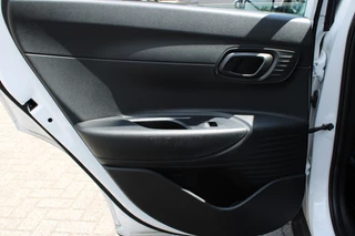 Hyundai Bayon Hyundai Bayon 1.0 T-GDi Comf. Smart Aut. Navi/Pdc/Cam/Carplay/ 