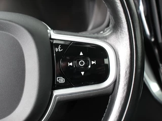 Volvo V60 Volvo V60 2.0 B3 Automaat Momentum | Navigatie | Wegklapbare Trekhaak | Climate Control | Blis | Parkeer sensoren | Cruise Control | Lichtmetalen Velgen - afbeelding nr 21