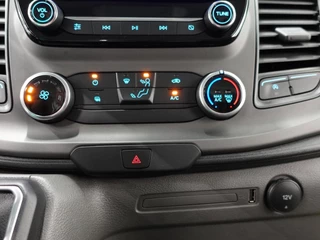 Ford Transit Custom Ford Transit Custom 300 2.0 TDCI 130pk L2H1 Trend Automaat Airco Navigatie Cruise control Camera Parkeersensoren Trekhaak Betimmering Laadruimte - afbeelding nr 22