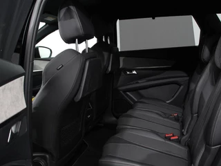 Peugeot 5008 Peugeot 5008 1.2 PureTech GT Black Pack 7p Climate control Adaptive cruise control Achteruitrijd camera Verwarmde voorstoelen Keyless Navigatie LED Apple Carplay/ Android Auto - afbeelding nr 11