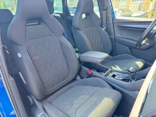 Škoda Karoq Škoda Karoq 1.5 TSI 150PK SPORTLINE AUTOMAAT/PANODAK/ALLE OPTIES/1E EIG./10.000KM! - afbeelding nr 10