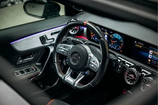 Mercedes-Benz A-Klasse Mercedes-Benz A-Klasse AMG 35 4MATIC Premium Plus Vol uitgevoerde A35 Limo - afbeelding nr 21