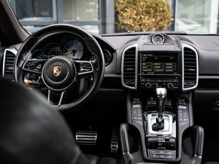 Porsche Cayenne Porsche Cayenne 3.0 S E-Hybrid|PANO|SPORT CHRONO|BOSE|360° - afbeelding nr 24