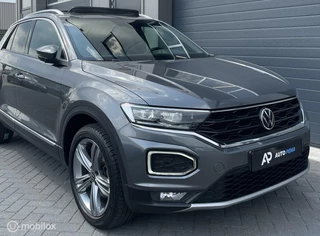 Volkswagen T-Roc Volkswagen T-Roc 1.5 TSI DSG Sport 150PK/PANO/VIRTU - afbeelding nr 19